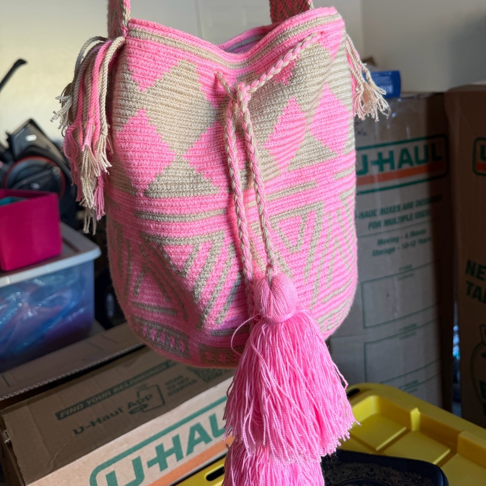 Handmade knitted bucket bag, Crossbody